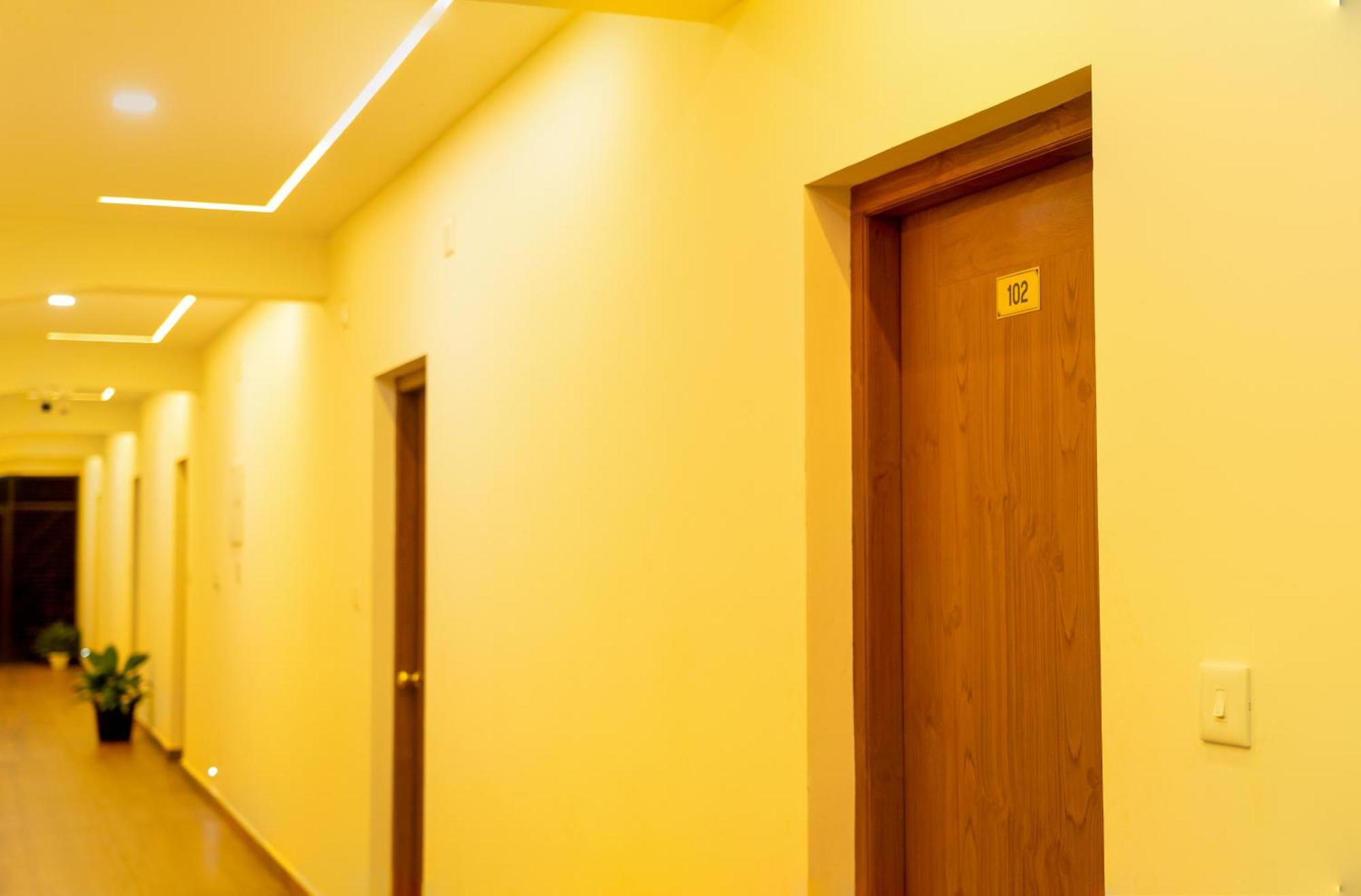 Hotel Fly View Airport Residency Nedumbassery Exterior foto