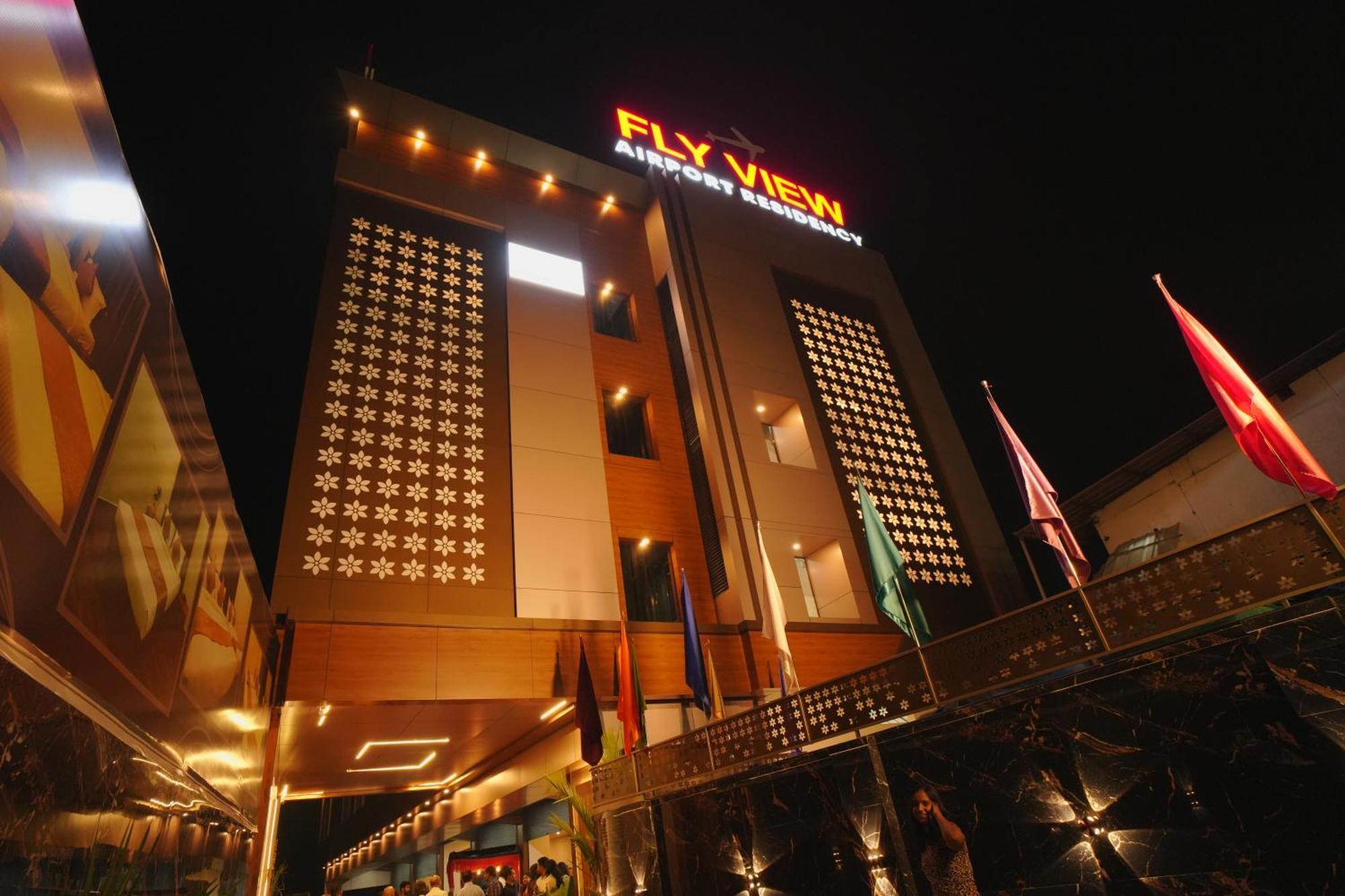 Hotel Fly View Airport Residency Nedumbassery Exterior foto